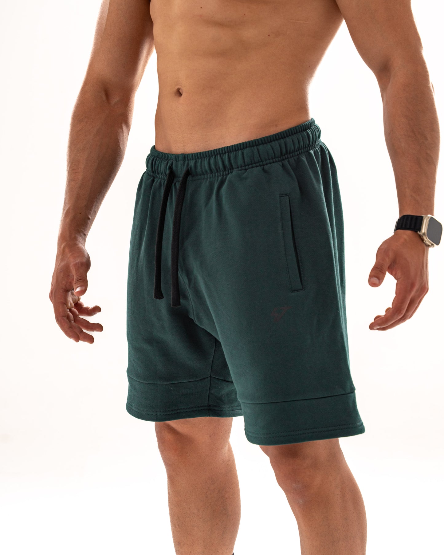 Trophy Graphic Short