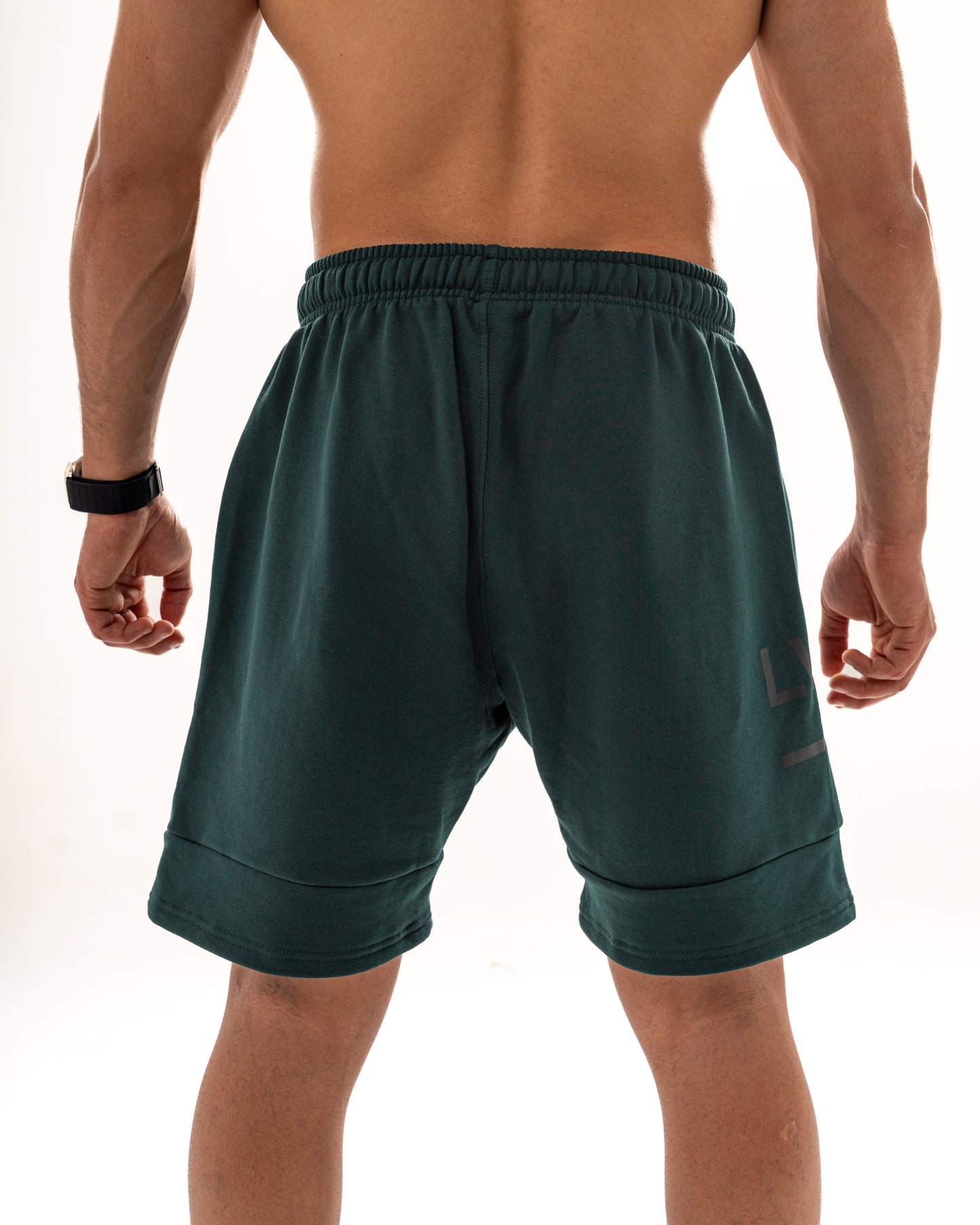 Trophy Graphic Short